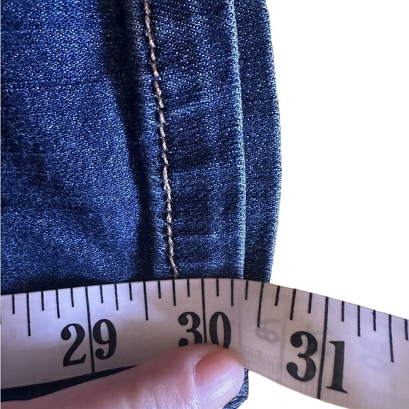 Carhartt size 12 regular slim fit carpenter jeans. Great details! EUC - Picture 13 of 16